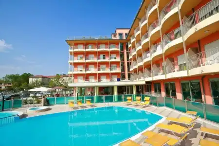 Adria Beach Club - 8