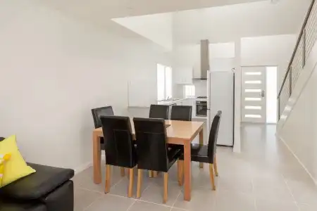 Wallsend Executive Apartments - 5