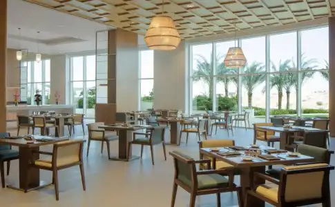 Crowne Plaza MUSCAT OCEC by IHG - 3