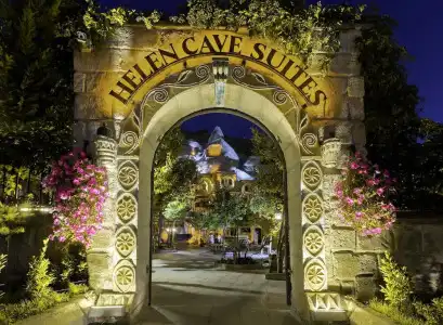 Helen Cave Suites - 0