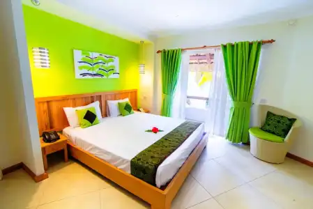 Seasense Boutique & Spa - 2