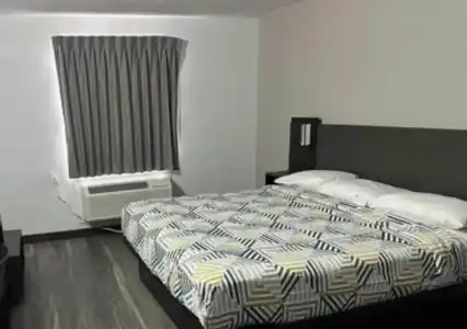 Travel Inn by OYO Omaha - 21