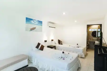 Samui Pier Beach Front Resort - 3