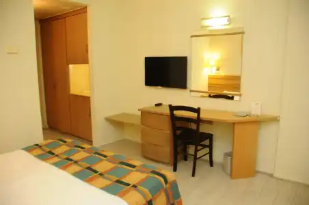 Adi Eilat - 5