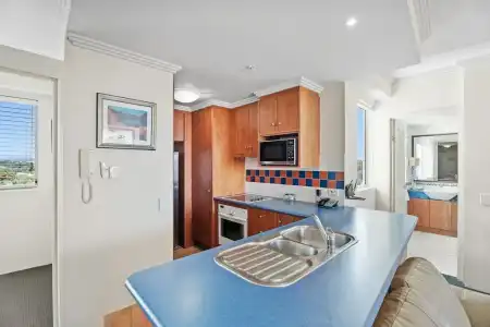 Crystal Bay on the Broadwater - 301