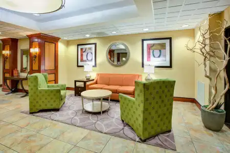 Holiday Inn Express & Suites Fort Wayne by IHG - 1