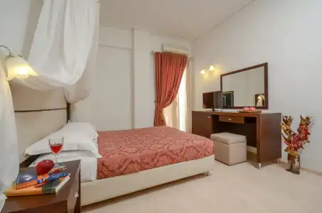 Aeolis Boutique & Suites - 3