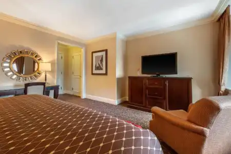 Omni William Penn - 60