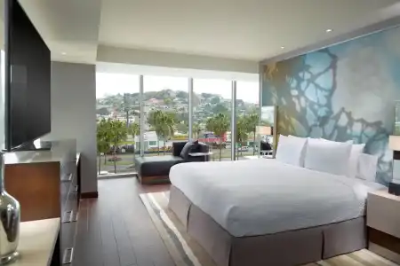 Courtyard by Marriott Queretaro - 45