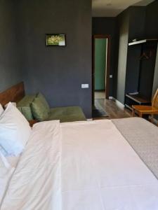 Hilltop Kazbegi - 40