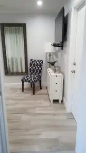 May-Dee Suites - 54