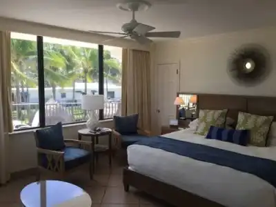 High Noon Beach Resort - 4