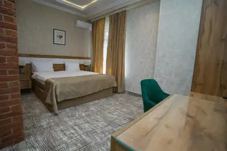 LakeSide & Spa - 4