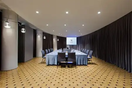 Maritim Plaza Tirana - 14