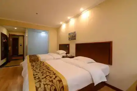 GreenTree Inn JiangSu ZhenJiang DingMao Industrial Park WoDe Square Express - 8