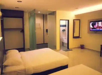 Centre Point Tampin - 5