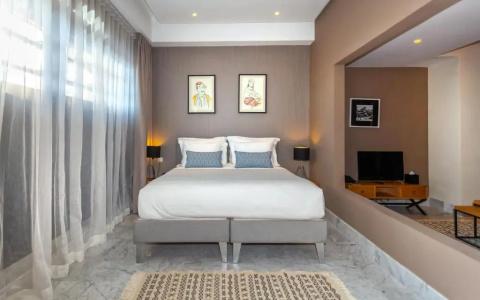 ADAM Suites - 48