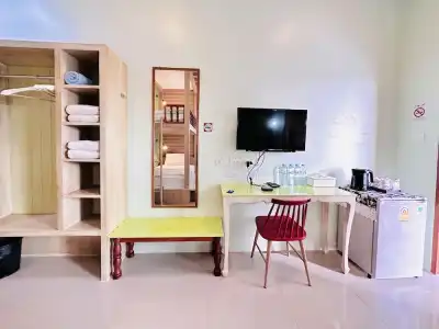 The Luna Hostel - 102