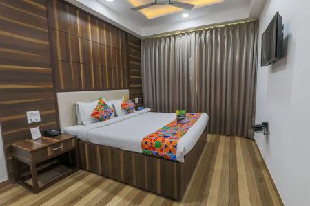 FabPrime Sapphire Inn - 38