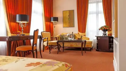Relais & Châteaux Bülow Palais - 73