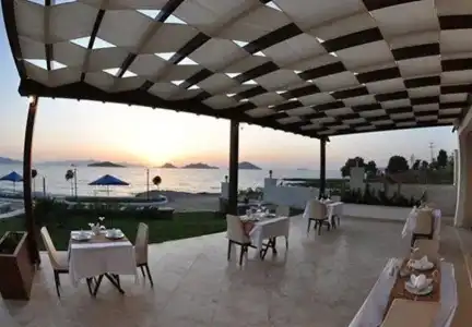 Veltur Small Beach - 11