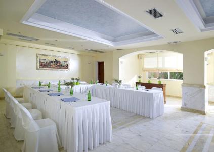 Avantis Suites - 26