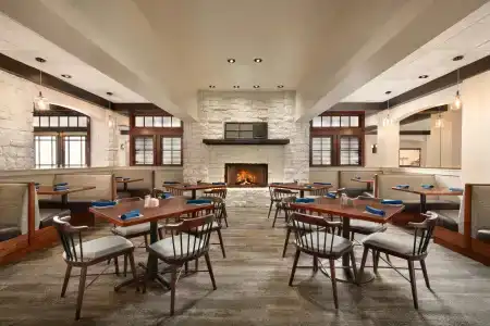 Holiday Inn Houston Intercontinental Airport by IHG - 40