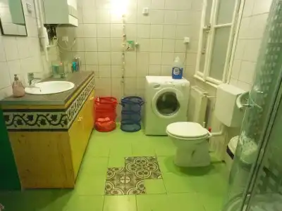 Big Fish Budapest Hostel - 4