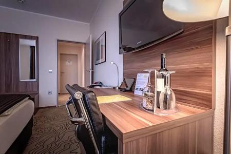 SchlossBad Wilhelmshöhe - 76