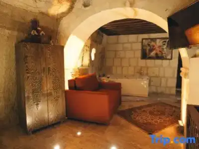 Tale Cave Inn - 149