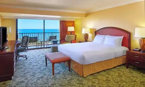 Hilton Hawaiian Village Waikiki Beach Resort - 42
