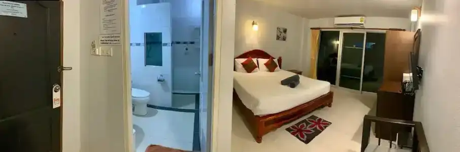 Srichada Khaolak - 100