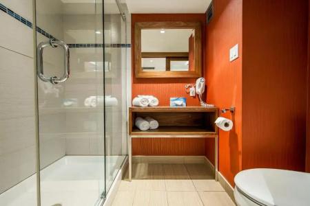 Universel Montreal - 51