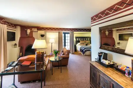Inn and Spa at Loretto - 78