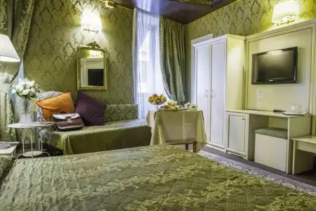 Residenza Canova Tadolini Luxury Rooms & Suites - 19