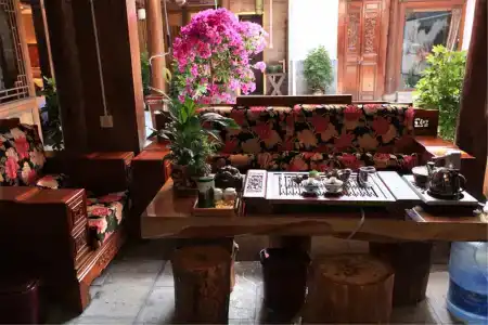 Lijiang Inn - 1