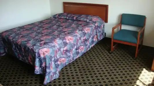 Best Value Inn by OYO Portland OR South East - 19