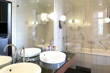 Clarion Post, Gothenburg - 7