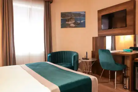 The Life & Spa - 11