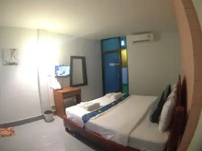 Srichada Khaolak - 29