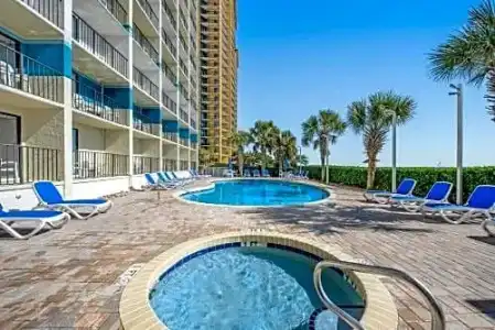Carolinian Beach Resort by Vacasa - 237