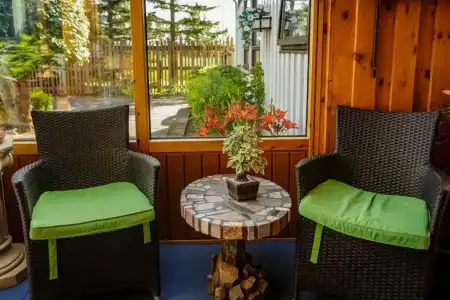 South Central Guesthouse - 8