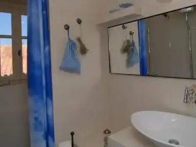 Mazaraki Guesthouse - 8
