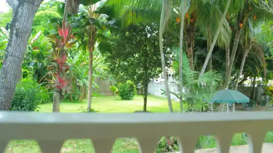 Beau Vallon Bungalows - 10
