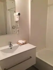 Belmont Motor Inn - 57