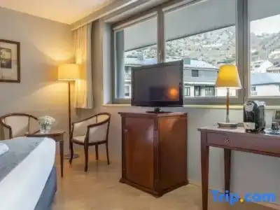 Hesperia Andorra - 81