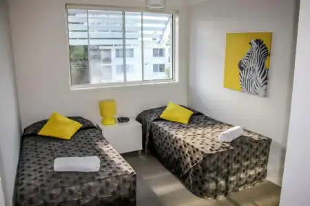 Surfers Beach Holiday Apartments - 5