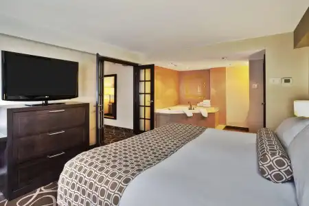 Crowne Plaza Kitchener-Waterloo by IHG - 92