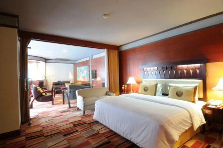 Savoy Homann - 37