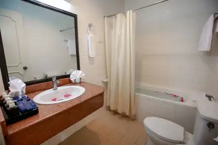 Hoa Binh - 8